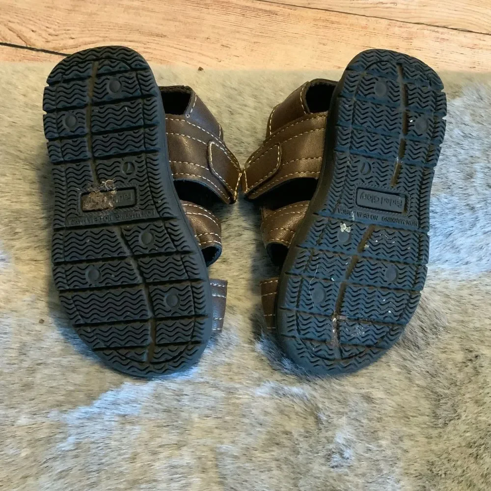 Kids Brown Fisherman Sandals Size 7